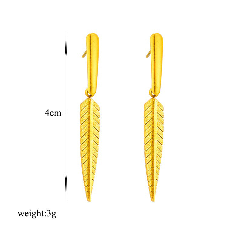 Minimalist Titanium Steel Leaf Earrings with Plated Finish for Women, Fashionable and Versatile Ear Studs