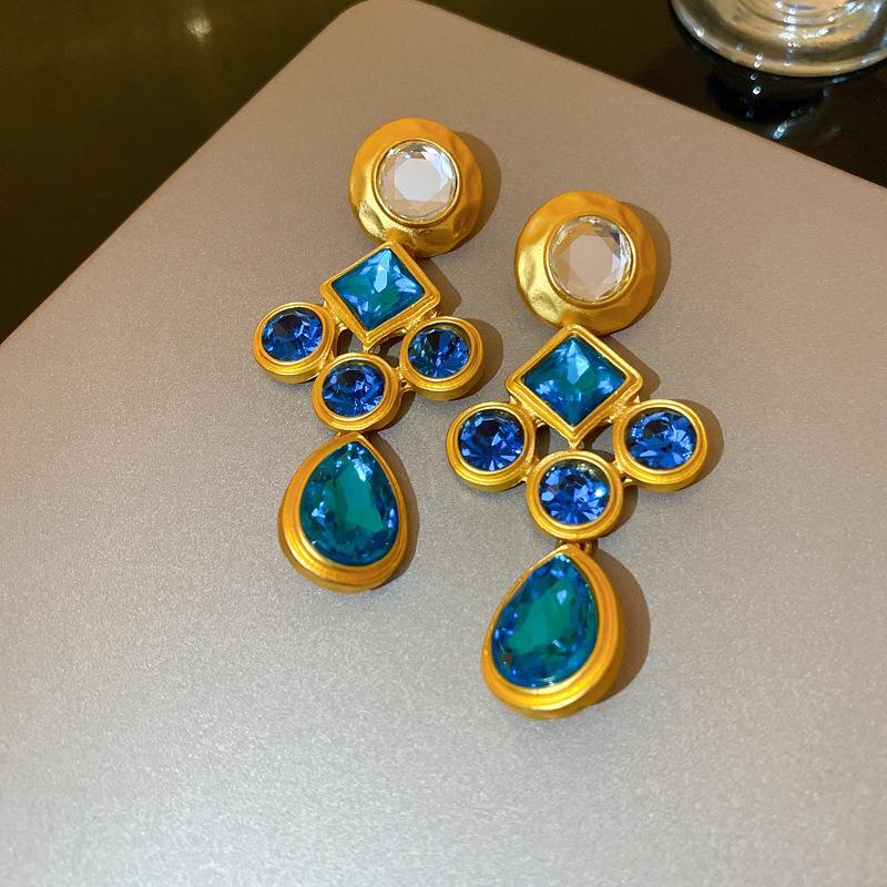 Orecchini a perno da donna vintage geometrici in lega con intarsi di strass, eleganti, artistici e retrò