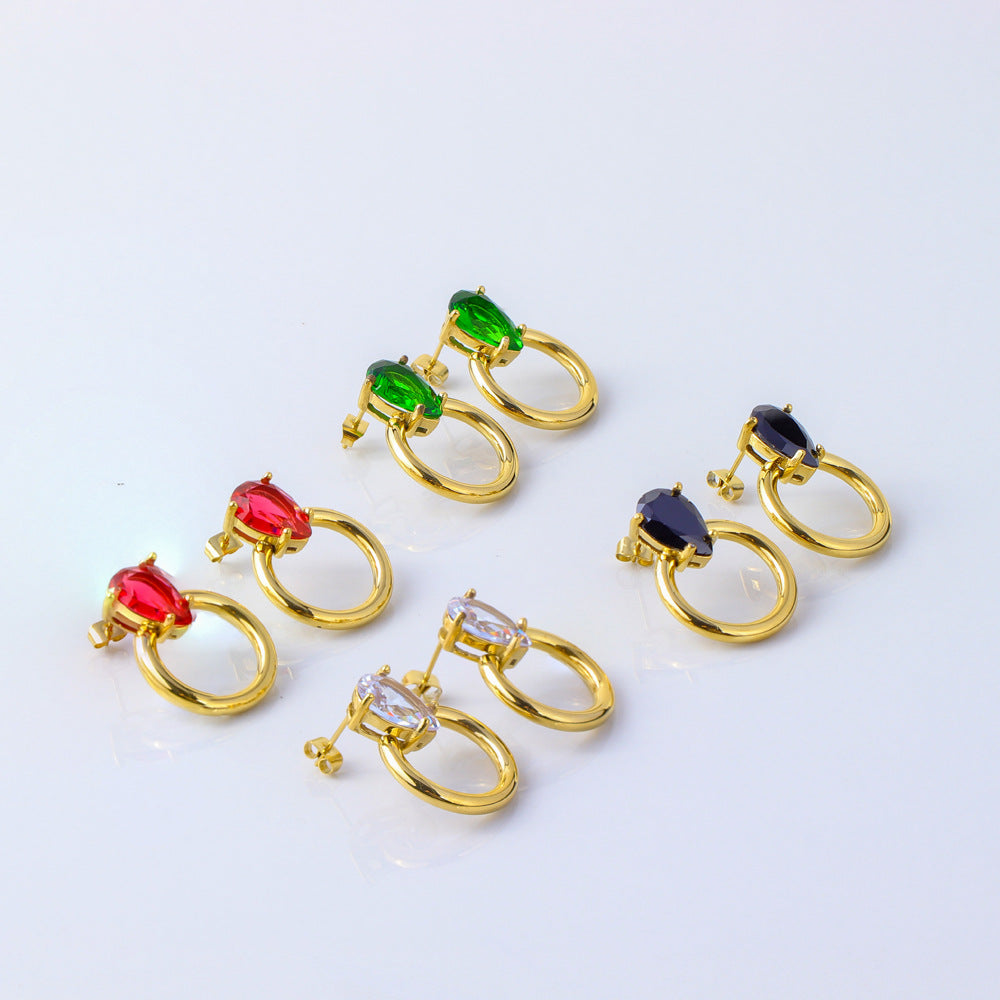 Orecchini alla moda in acciaio inossidabile a forma di goccia con placcatura sottovuoto in oro 18 carati e accenti in zirconia
