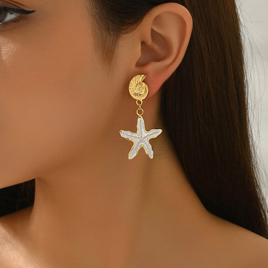 Minimalist Ocean-Inspired Starfish and Seashell Stud Earrings in Zinc Alloy with Enamel Finish for Women