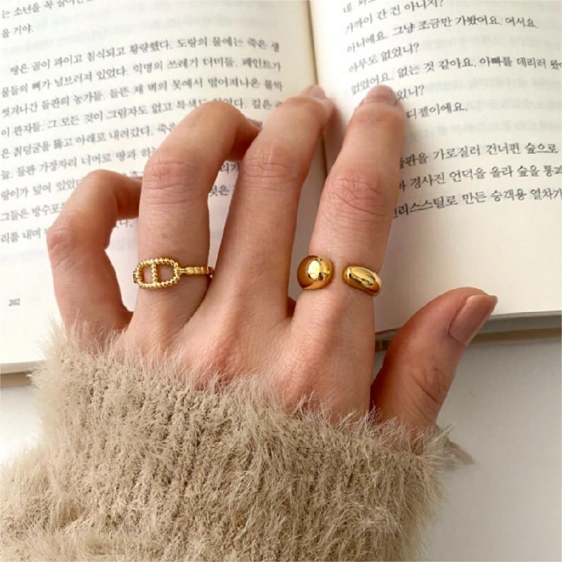 Minimalist Teardrop-Shaped 925 Sterling Silver Ring with Geometric Faceted Edges for Women