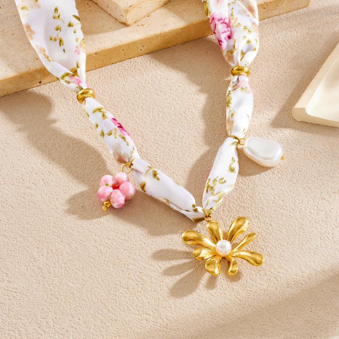 Vintage Elegant Gold Plated Drip Oil Square Floral Leopard Print Stainless Steel Pendant Necklace for Women