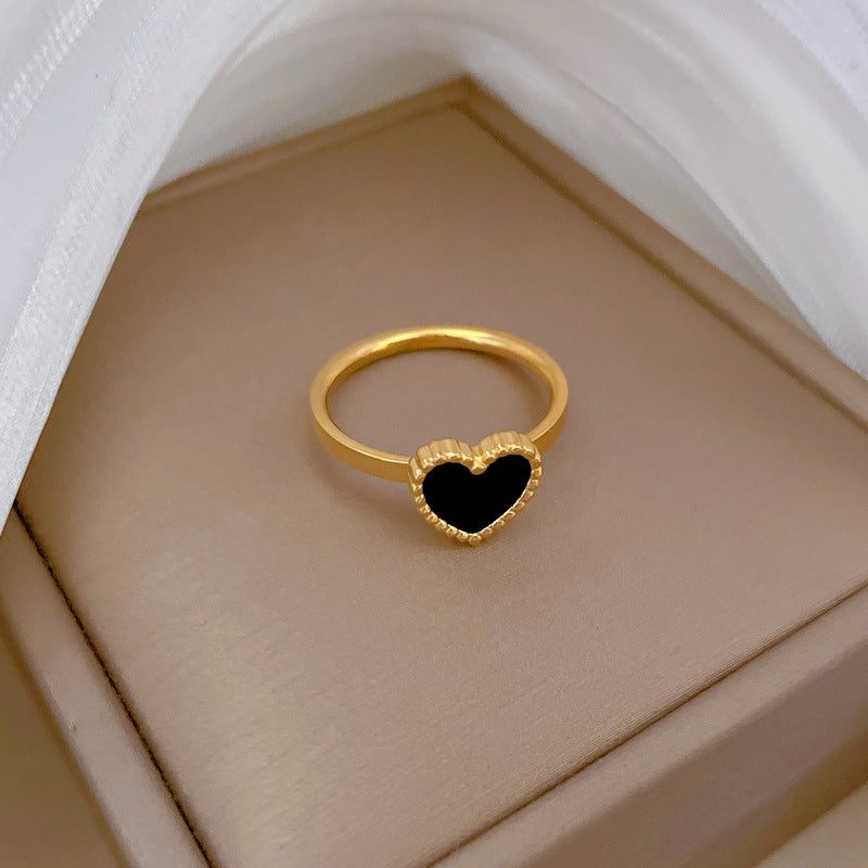 Anillo Corazón Minimalista de Acero Titanio Unisex