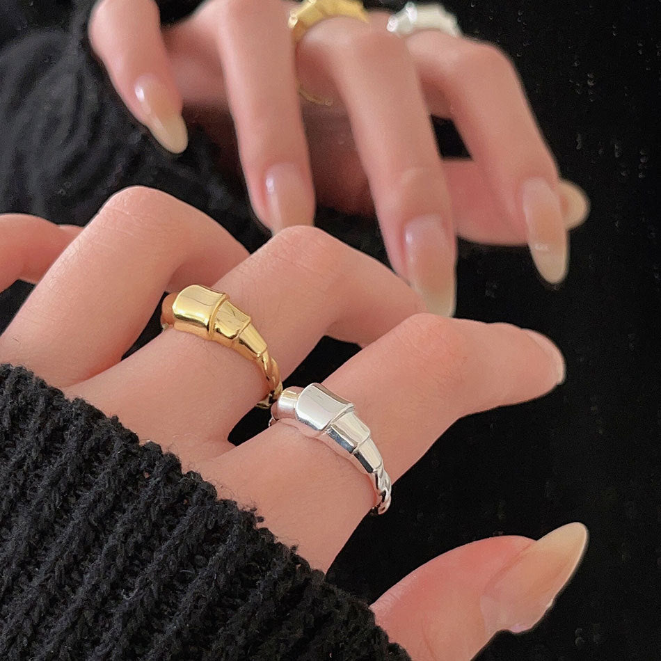 Minimalist Irregular Heart-Shaped 925 Sterling Silver Ring with Beveled Square Accents for Women