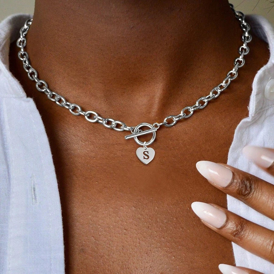 Minimalist Letter-Shaped Stainless Steel Pendant Necklace with Polished Hollow Heart Design for Unisex Daily Wear