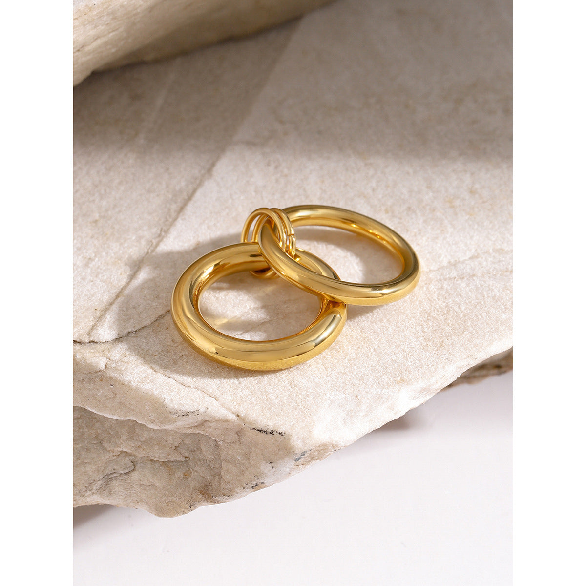 Minimalist 18K Gold Plated Round Stainless Steel Ring Set