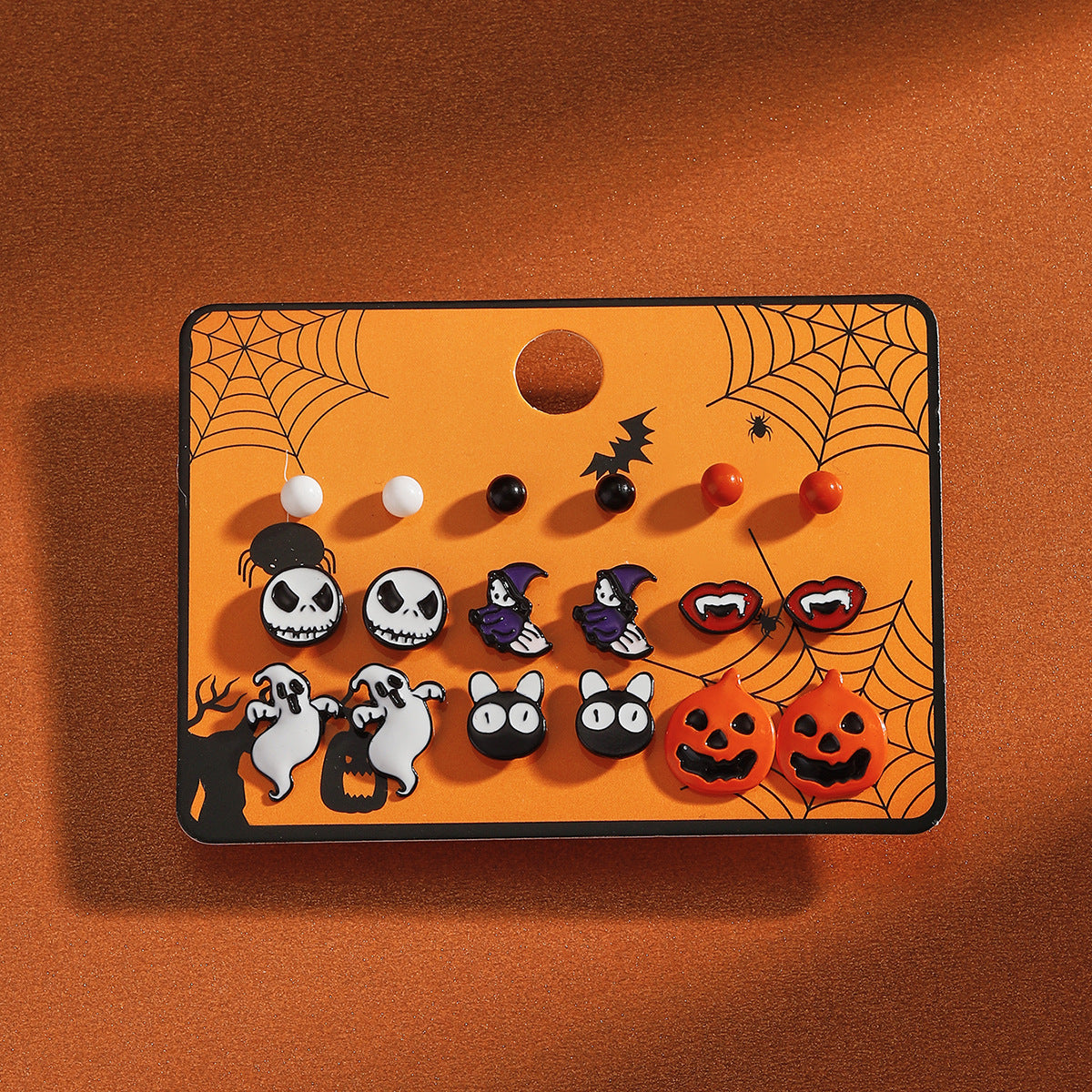 Juego de pendientes de tuerca de calabaza, fantasma y murciélago de Halloween estilo caricatura oscura en aleación con postes de acero inoxidable