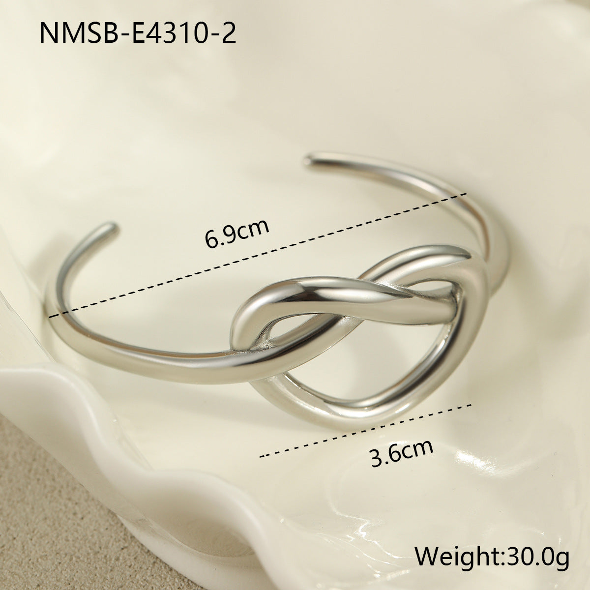 Fashionable Geometric Stainless Steel Bracelet with Plated Finish for Women