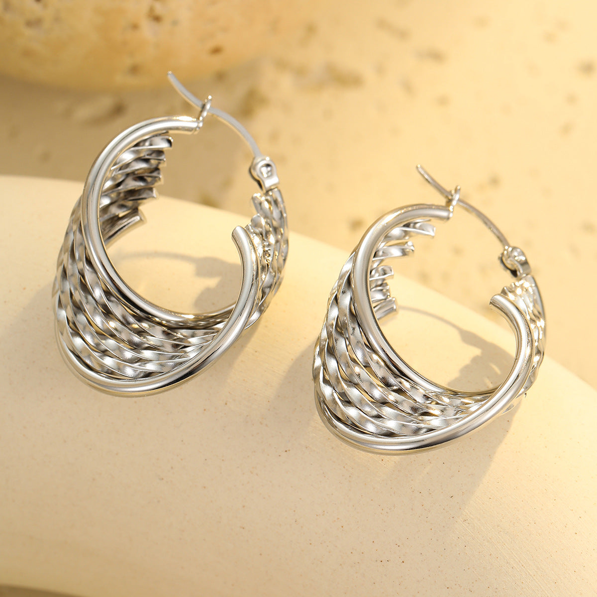 Aretes de acero inoxidable geométricos minimalistas de moda con baño de oro de 18K para mujer