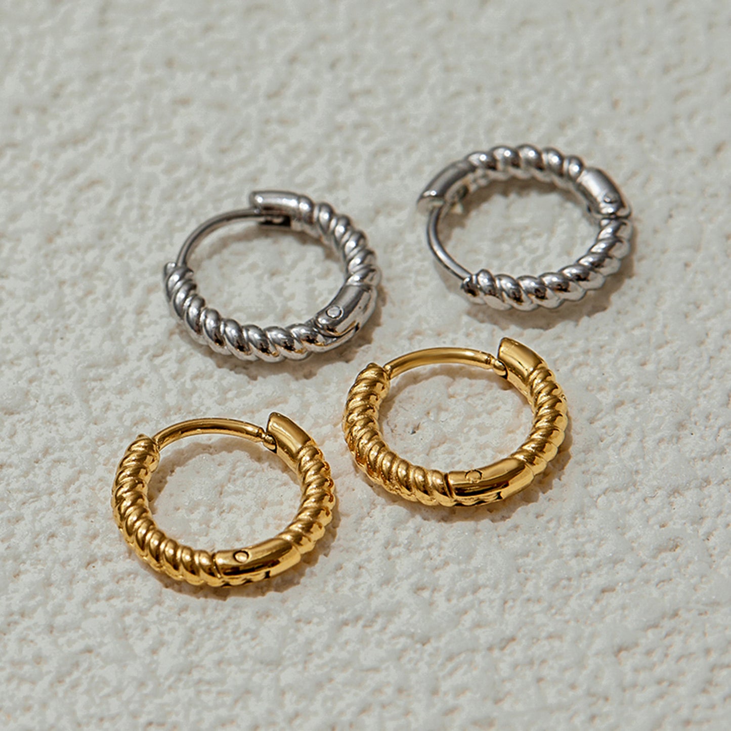 Orecchini a Cerchio Minimalisti Geometrici da Donna in Acciaio Inox con Finitura Placcata