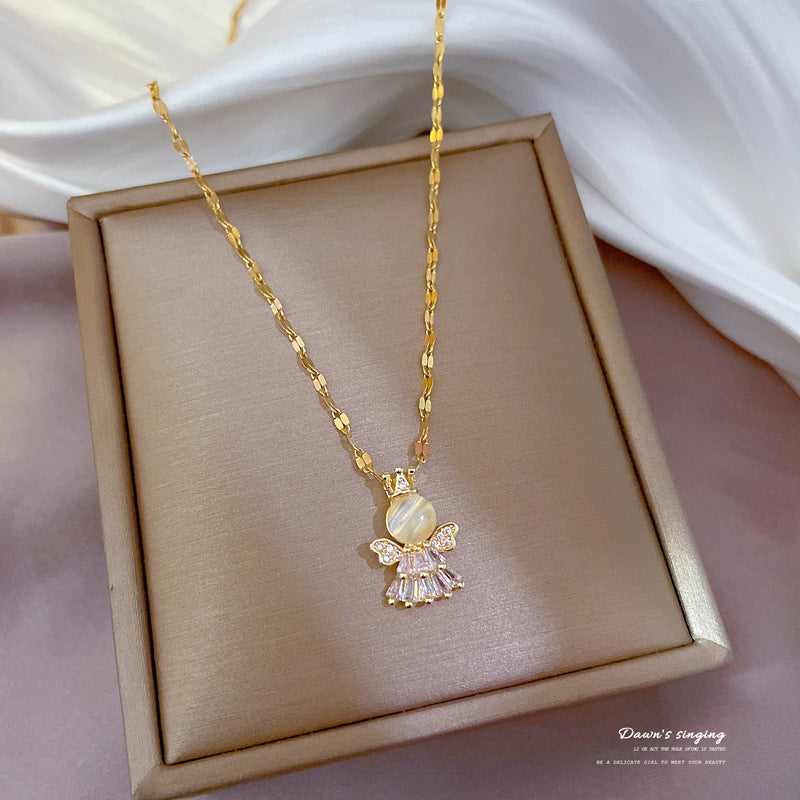 Collar geométrico minimalista de acero de titanio dulce con colgante incrustado de diamantes de imitación para mujer