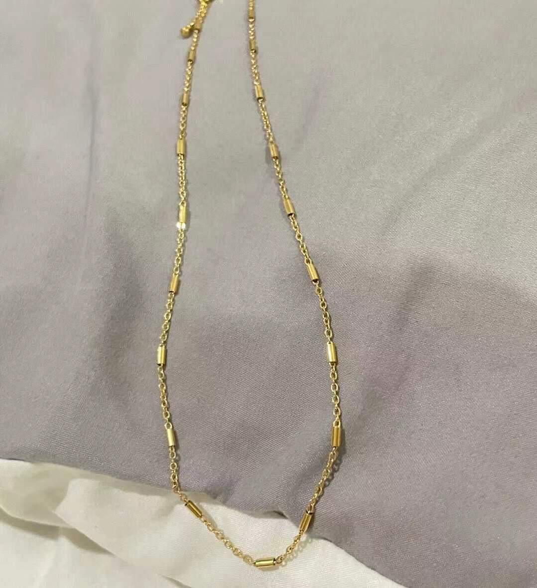 Collana a catena a O in acciaio al titanio minimalista da donna Collana sottile per clavicola senza ciondolo Gioielli in acciaio inossidabile ipoallergenici