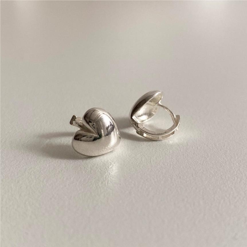 Pendientes minimalistas de tuerca con forma de corazón de plata de ley 925 con baño de oro para mujer