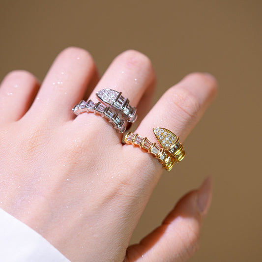 Anello regolabile a serpente di lusso in rame placcato oro 18 carati da donna