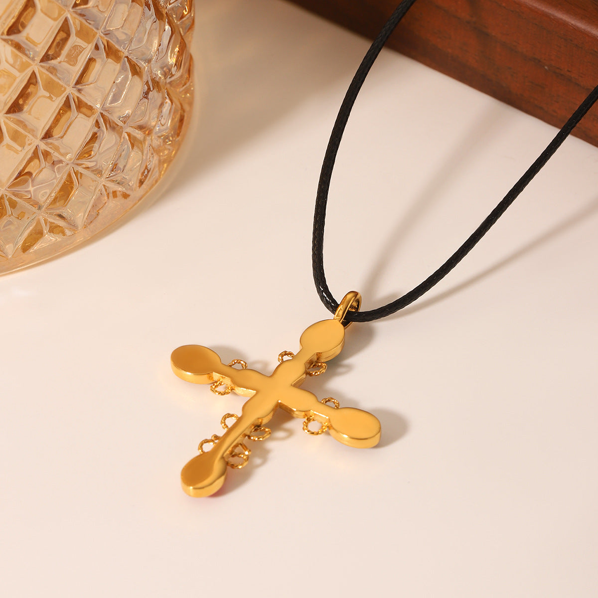 Collana con ciondolo a croce stile vintage in acciaio inossidabile con intarsio in pietra naturale da donna
