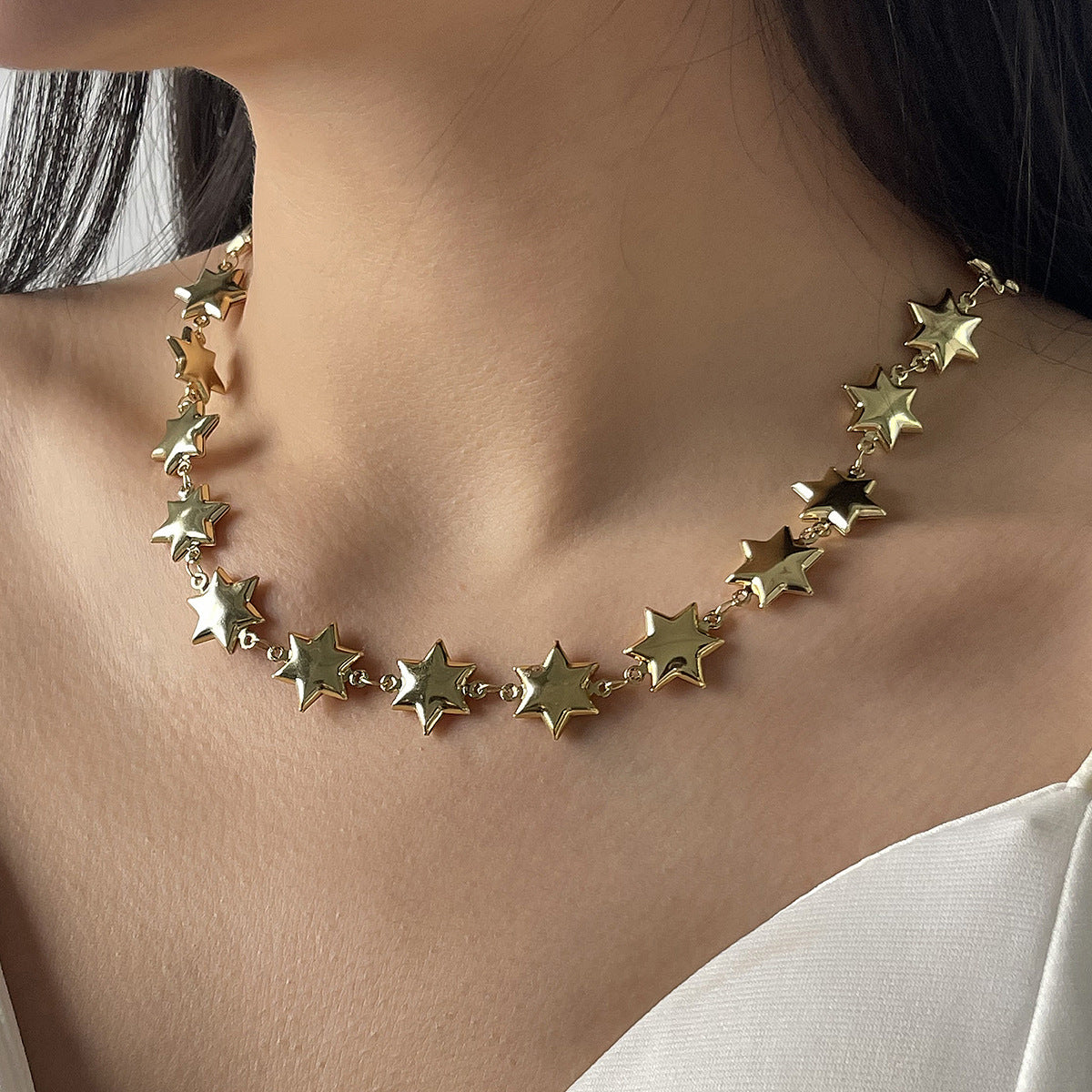 Collana da Donna Minimalista con Cuore Geometrico, Croce, Stella, in Acciaio Inox Placcato Oro 18K