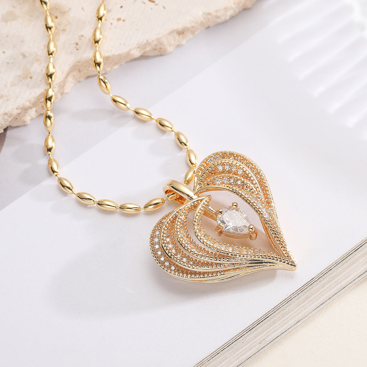 Elegant Hollow Heart Cubic Zirconia Gold Plated Brass Pendant Necklace for Women