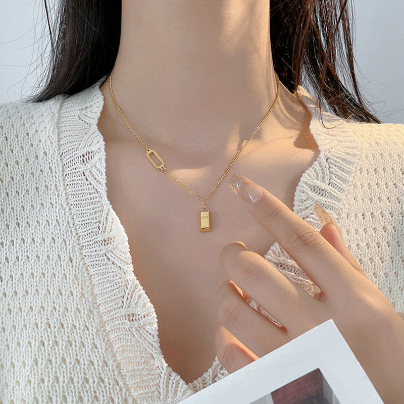 Collar colgante de barra de la suerte pulido de acero titanio geométrico minimalista para mujer