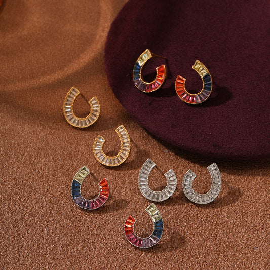 Retro French Style C-Shaped Full-Pavé Colorful Rhinestone Titanium Steel Stud Earrings for Women with Plated Finish