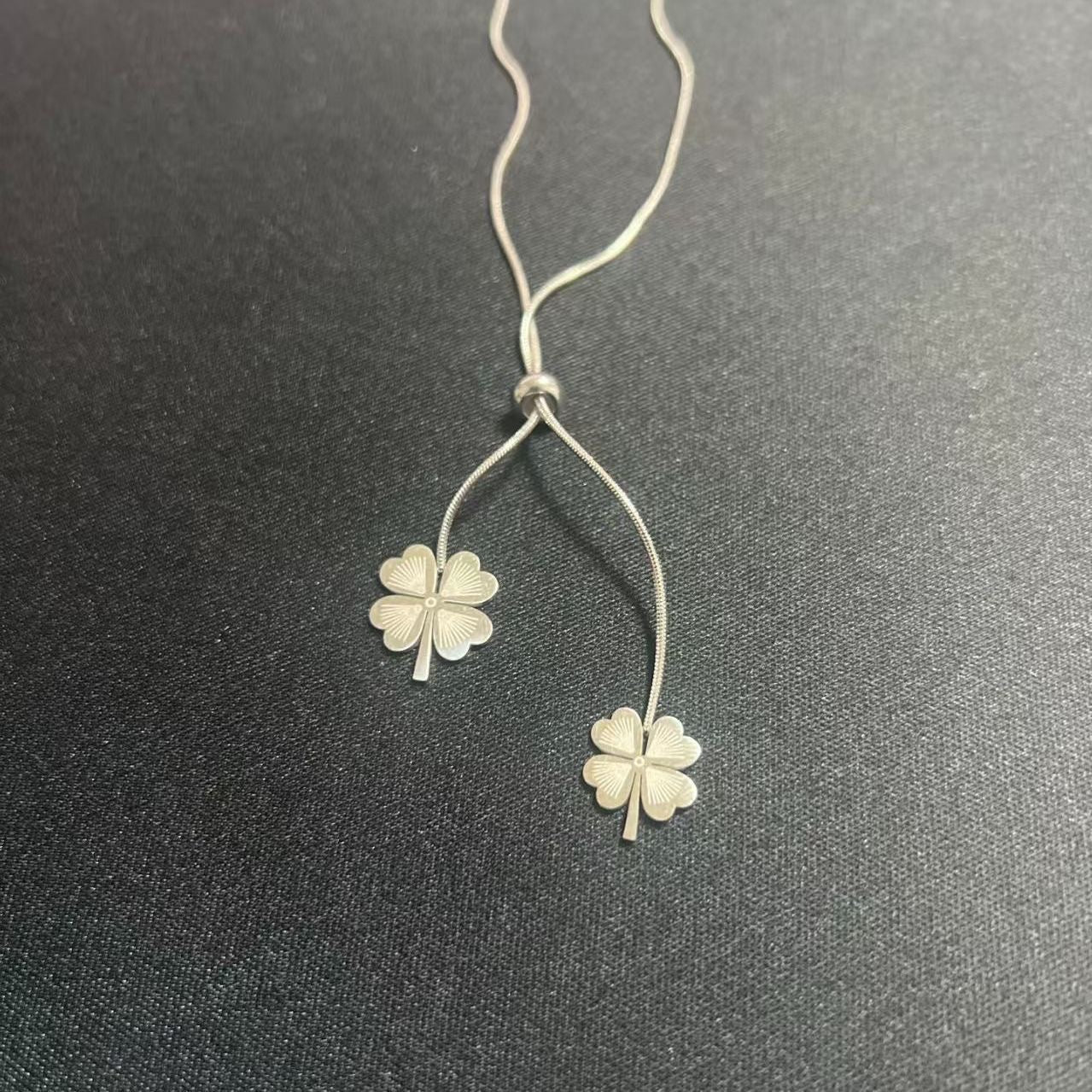 Minimalist Luxury Smooth Four-Leaf Clover Floral Titanium Steel Plated Necklace for Women