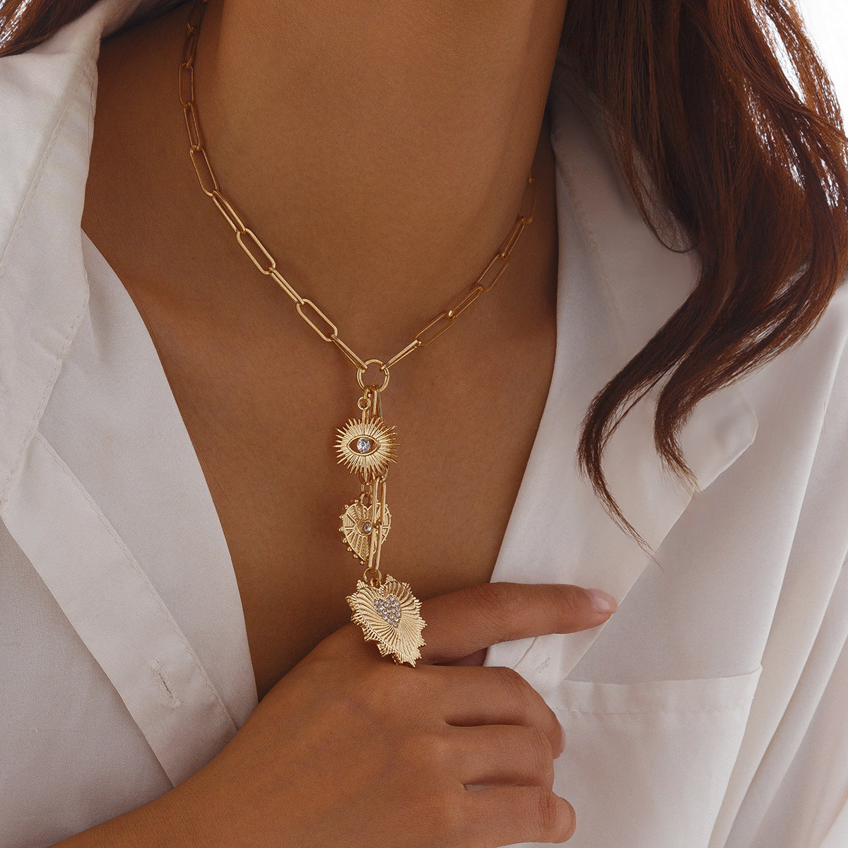 Minimalist Heart Shaped Alloy Pendant Necklace with Cubic Zirconia Inlay for Women