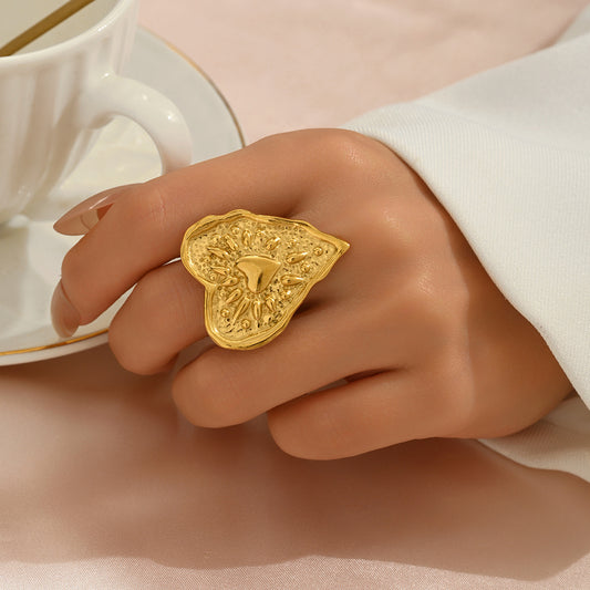 Luxury Style Heart-Shaped Geometric Adjustable Ring for Women in Copper with Plated Finish