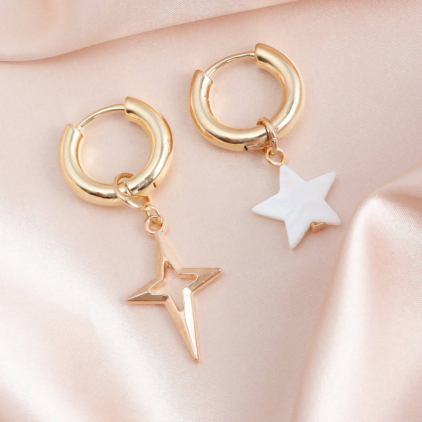 Pendientes de metal electrochapado asimétricos en forma de estrella con incrustaciones de nácar para mujer, joyería geométrica de moda para las orejas