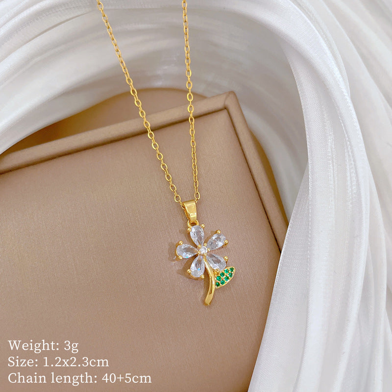 Minimalist Five-Petal Leaf Floral Pendant Necklace in Titanium Steel with Rhinestone Inlay for Women