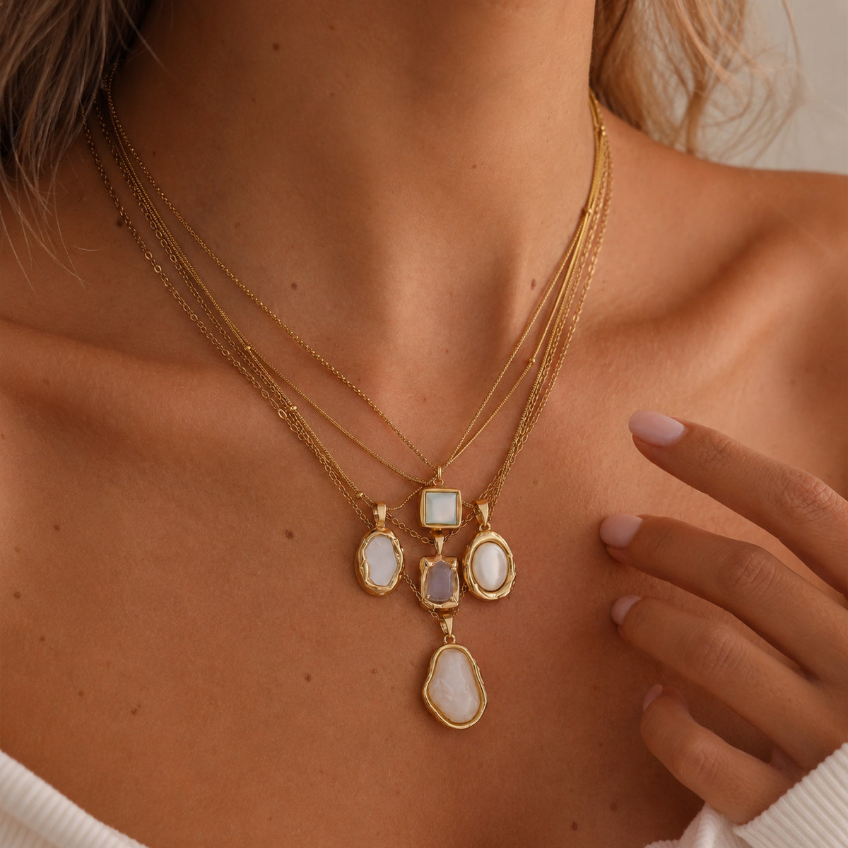 Minimalist Geometric Stainless Steel Plated Pendant Necklace Fine Chain Layered Clavicle Chain for Women