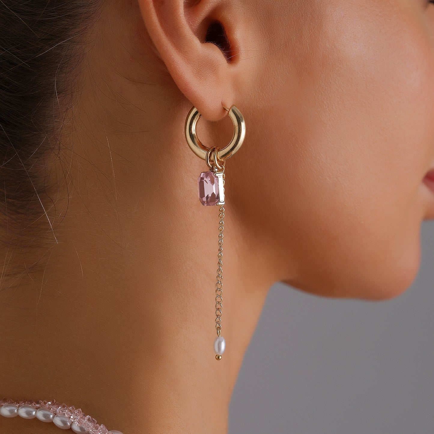 Elegante collana con ciondolo in lega geometrico e a forma di cuore con perline di cristallo e nappe per donna
