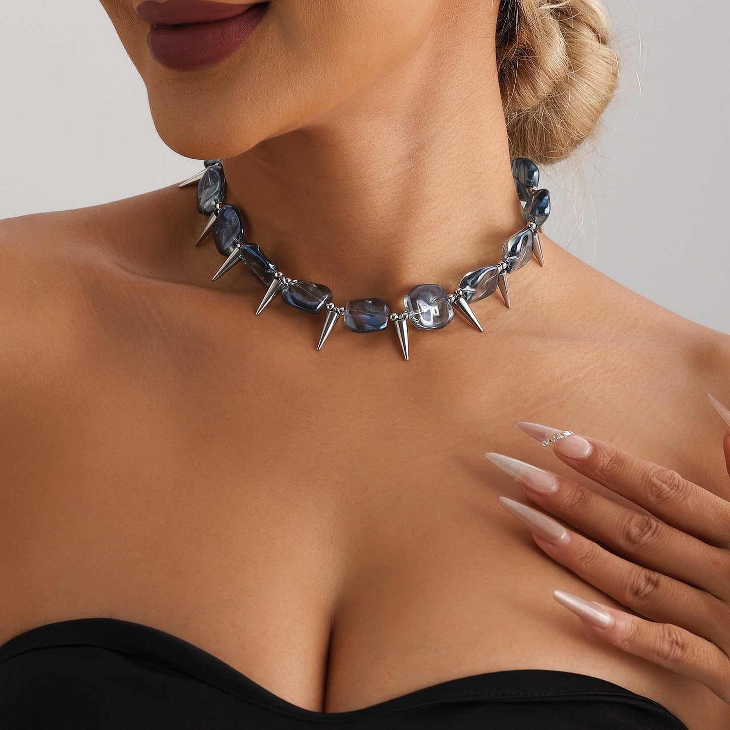 Geometric U-Shaped Rhinestone Stainless Steel Clavicle Necklace for Women with Plated Finish