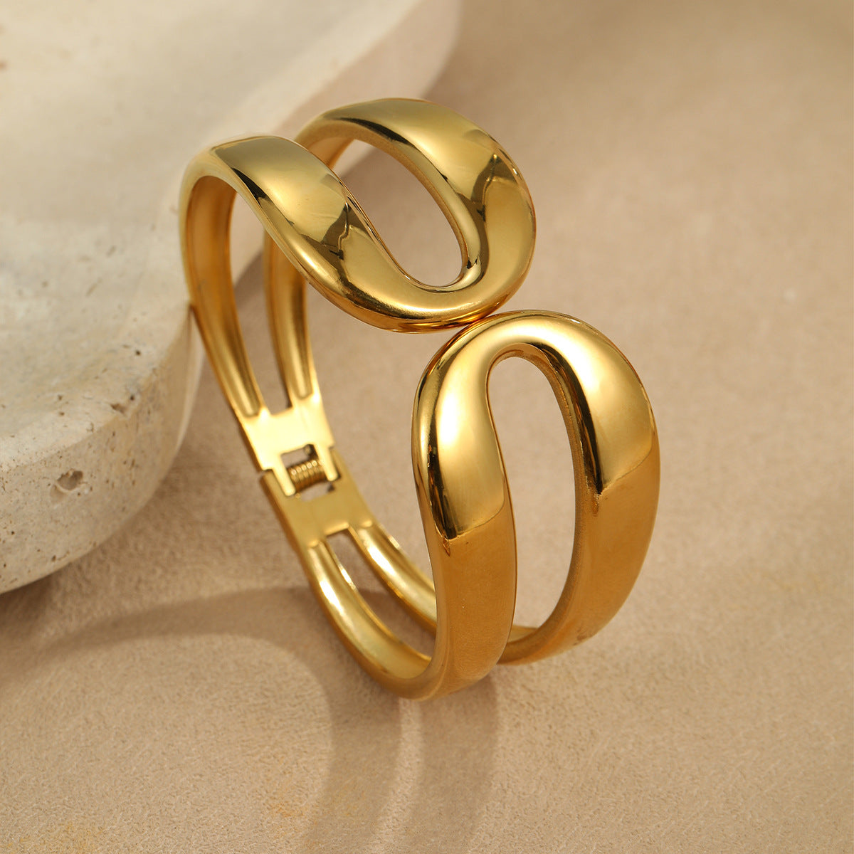 Geometric Stainless Steel Bracelet with Gold-Tone Plating for Women Minimalist Punk Fashion Accessory