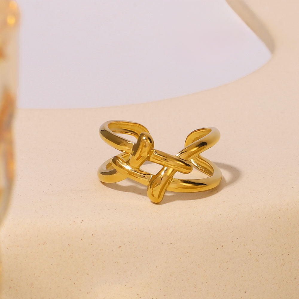 Anello Regolabile Minimalista Geometrico Interbloccato in Acciaio Inox con Finitura Placcata