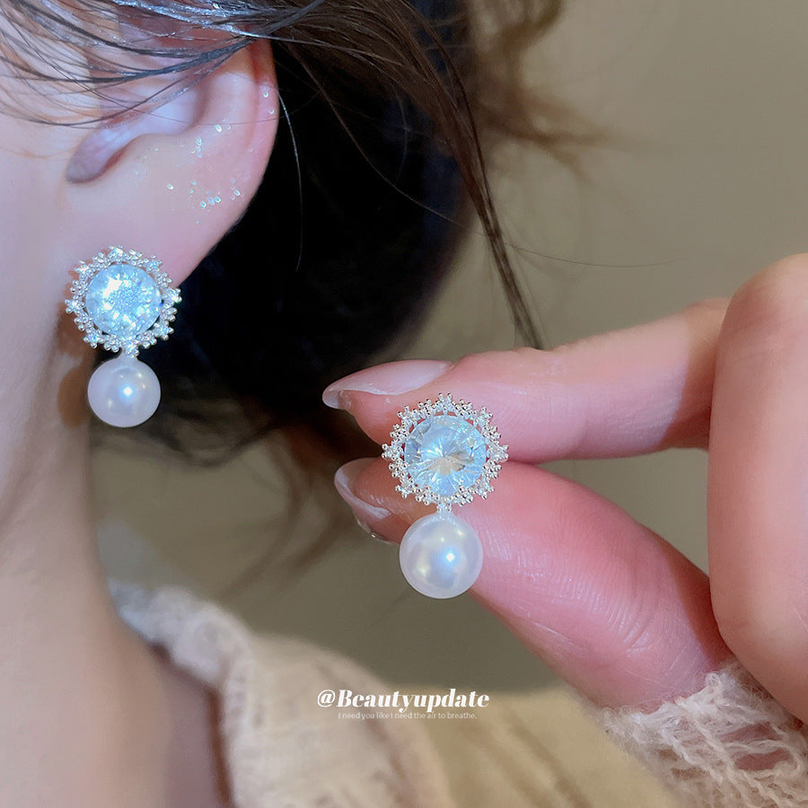 Pendientes de perlas con forma de estrella, elegantes y retro, con incrustaciones de circonita para mujer, joyería de oreja minimalista y ligera para la oficina