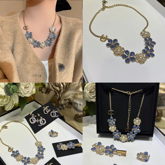 Elegant Luxury Floral Rhinestone Gold Plated Brass Necklace for Women
