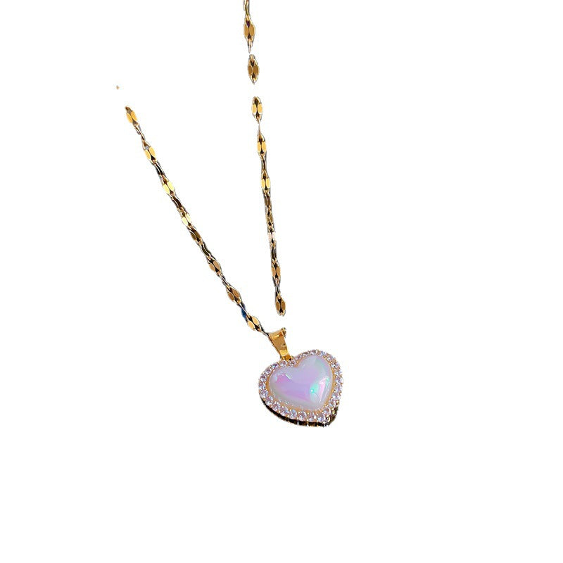 Collana Pendente Cuore Sirena Minimalista in Acciaio al Titanio con Accenti di Zirconi Micro-Incastonati