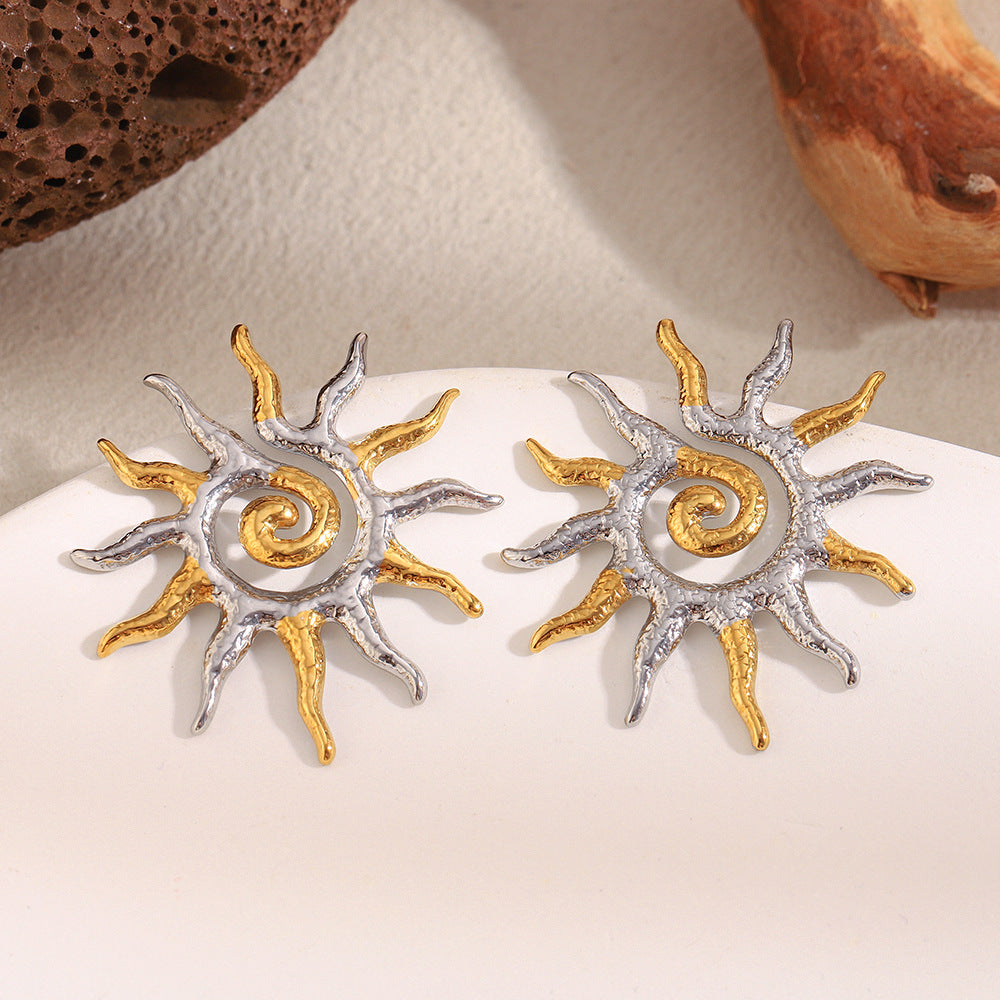 Orecchini a perno da donna a forma di sole, geometrici e minimalisti, in acciaio inossidabile placcato oro 18K