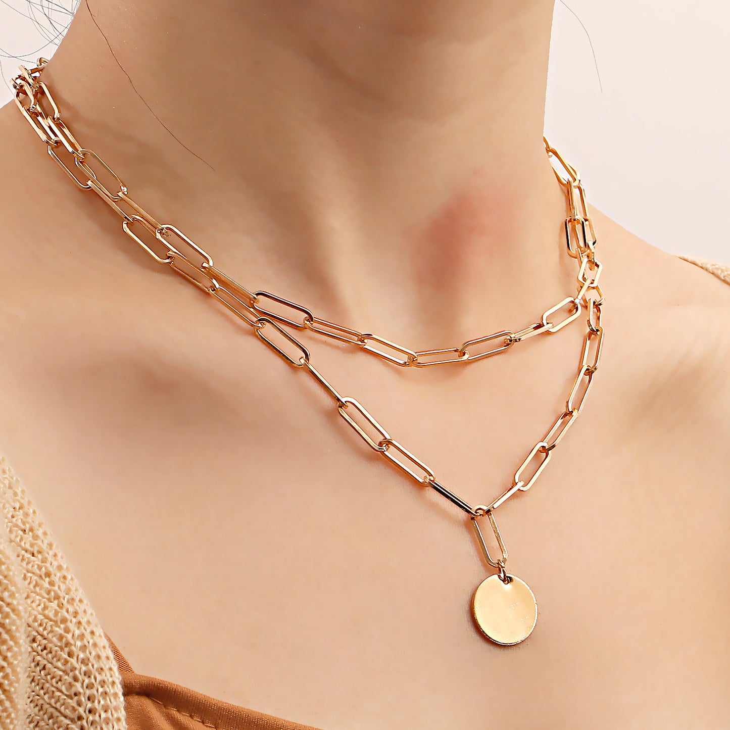 Punk Style Geometric Alloy Choker Necklace with Plated Finish and Double Hoop Design