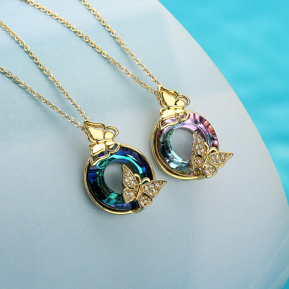 Collana con Pendente Geometrico a Farfalla da Donna in Rame dal Design Minimalista e alla Moda