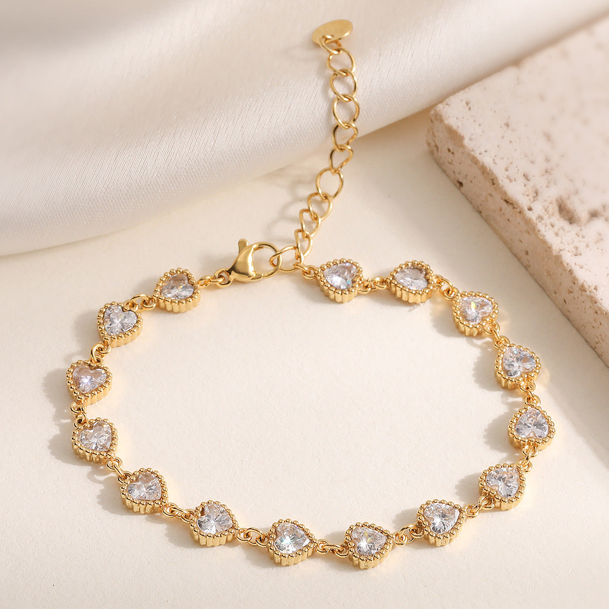 Minimalist Luxury Heart Geometric Stainless Steel Plated Cubic Zirconia Bracelet for Women