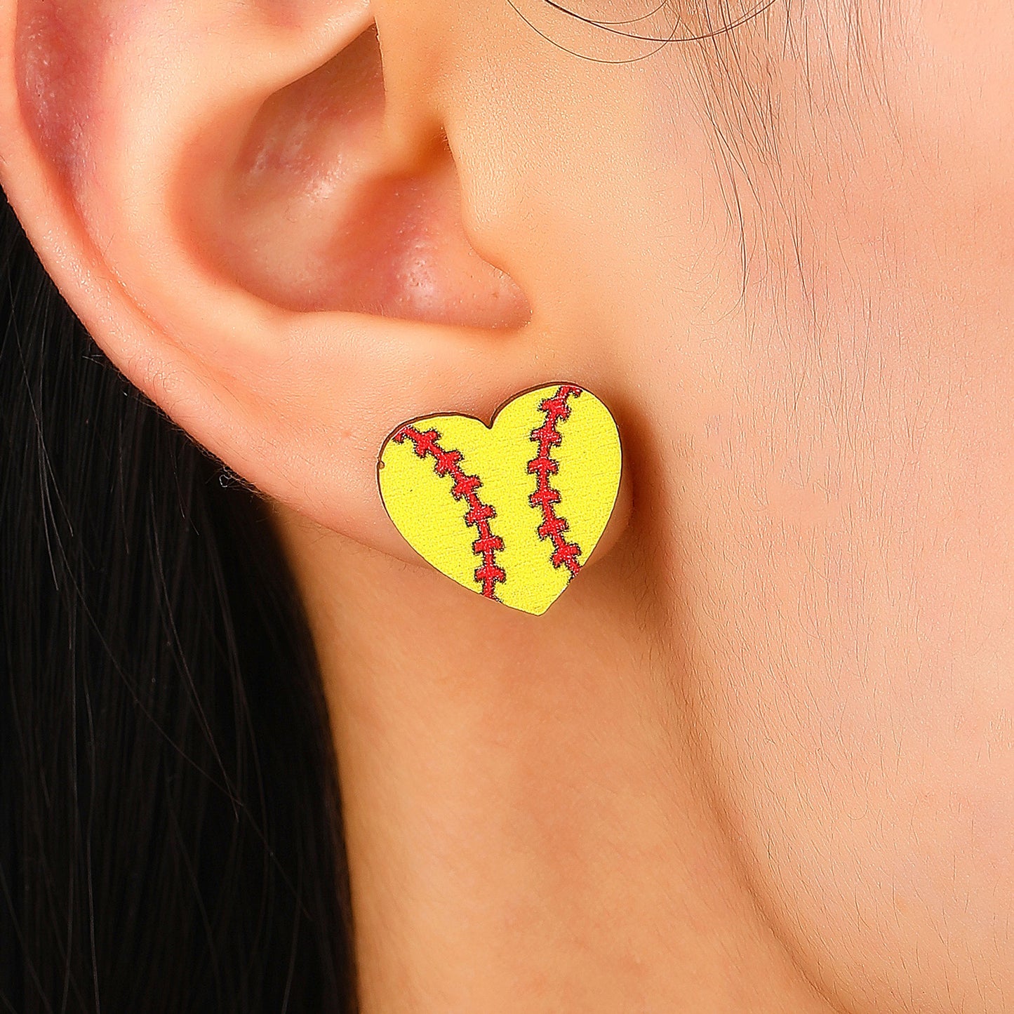 Orecchini a Perno in Legno a Cuore Minimalisti da Donna