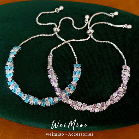 Elegant Geometric Brass Bracelet with Cubic Zirconia Inlay for Women