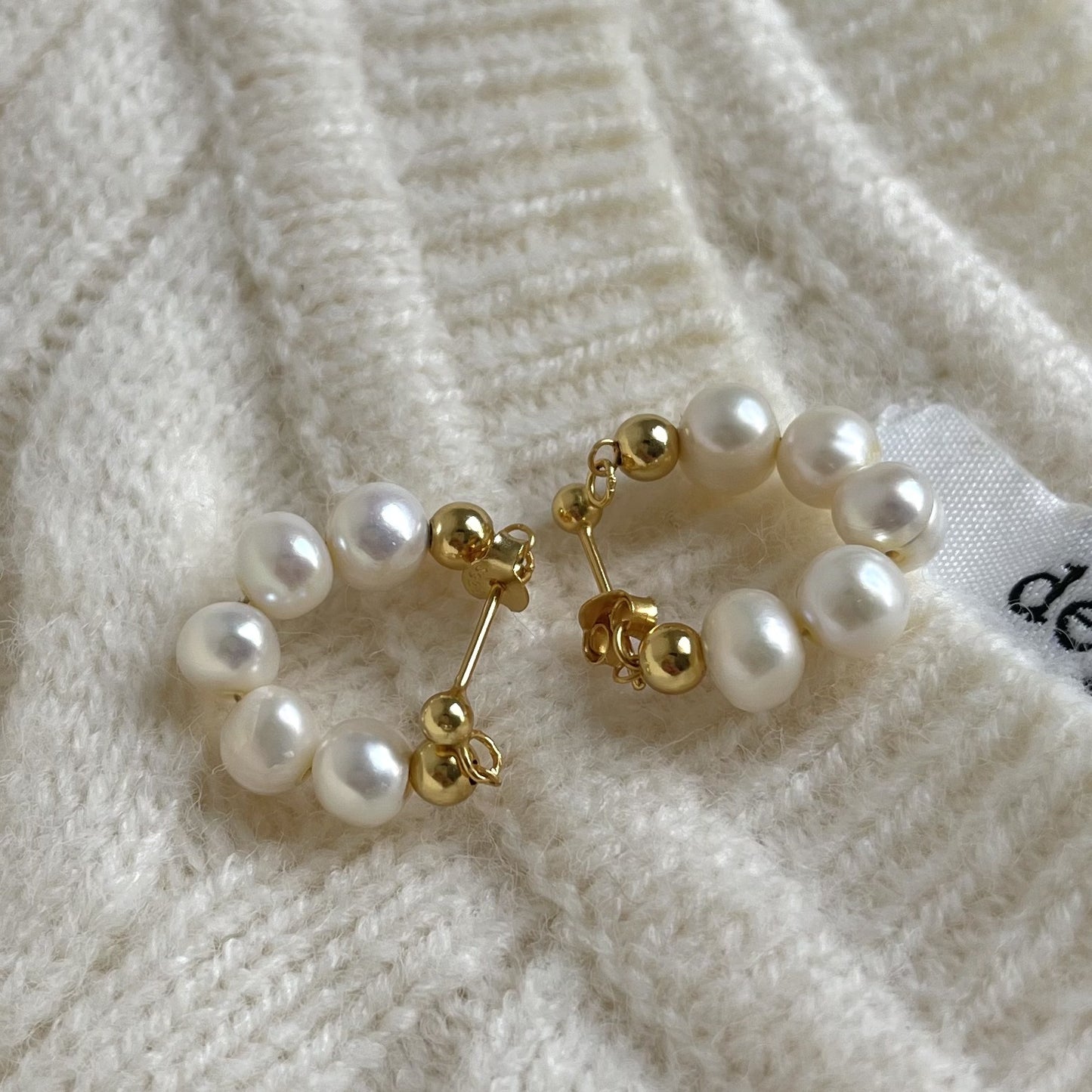 Sweet Minimalist Geometric Pearl Drop Earrings in 925 Sterling Silver with Pearl Inlay