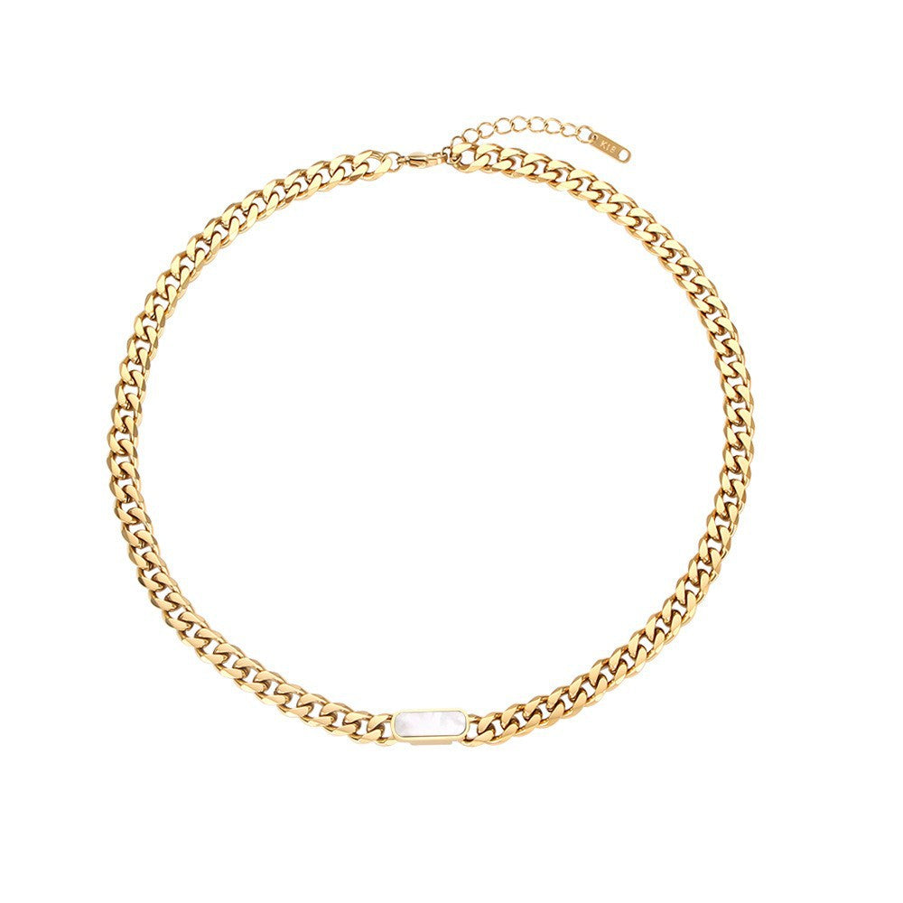 Collana pendente geometrica minimalista in acciaio inossidabile con placcatura in oro 18 carati su catena a maglia cubana