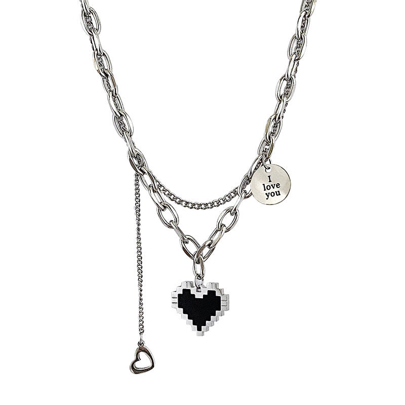 Collana con ciondolo a cuore nero a doppio strato minimalista in acciaio al titanio con finitura smaltata per donna e uomo