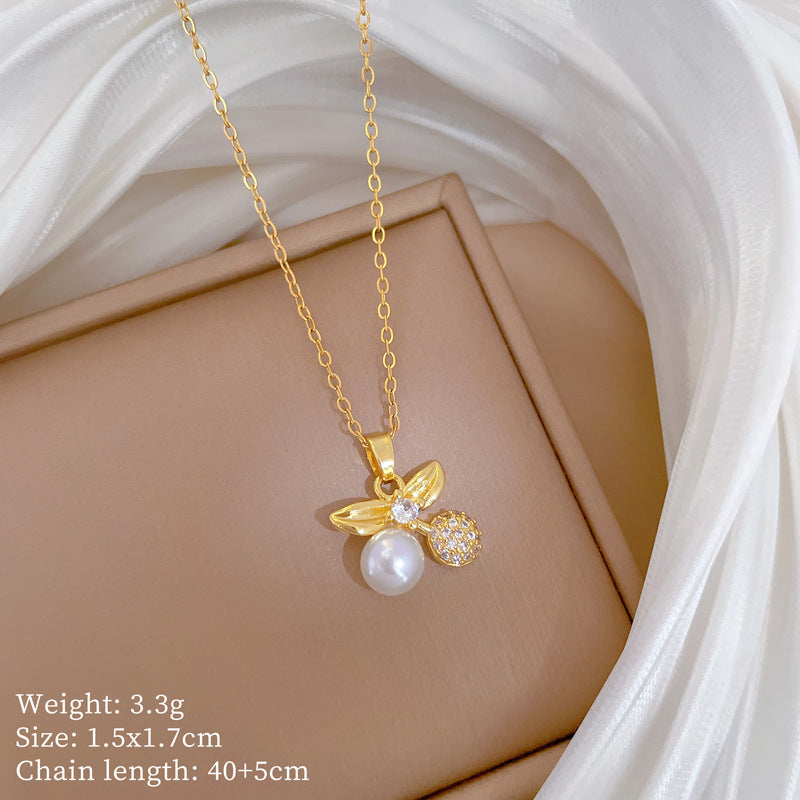 Set Minimalista di Collana e Orecchini a Ciliegia in Acciaio al Titanio con Intarsi di Strass da Donna