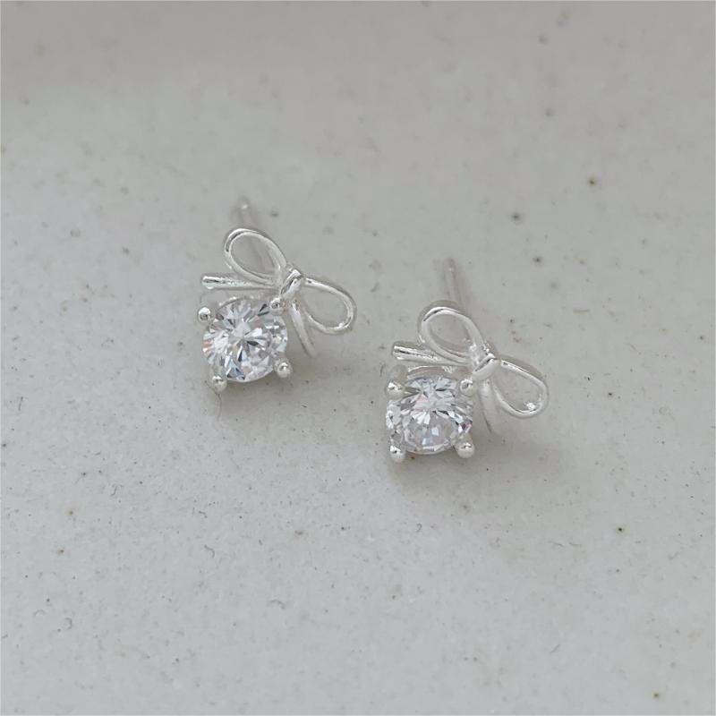 Pendientes de tuerca minimalistas de plata de ley 925 con circonitas cúbicas geométricas
