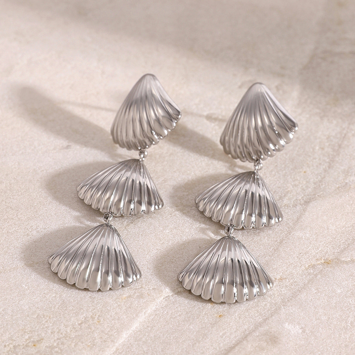 Elegant Stainless Steel Shell Earrings with Titanium Steel Posts Gold Plated Fashion Jewelry for Women