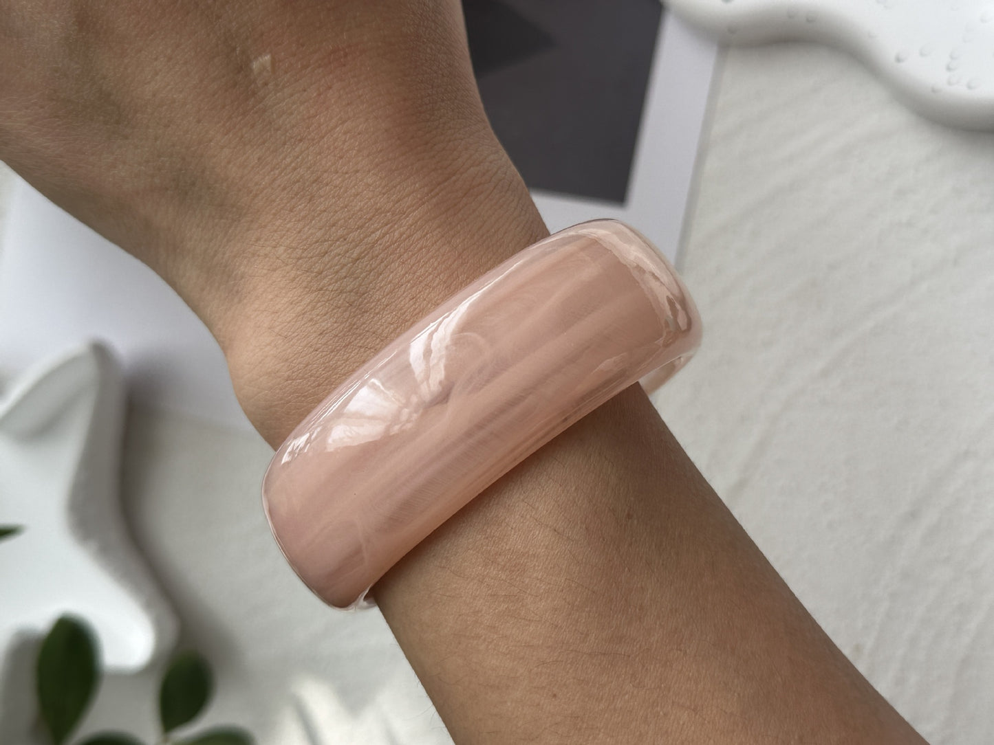 Gradient Geometric Acrylic Drip Oil Wide Bangle Bracelet