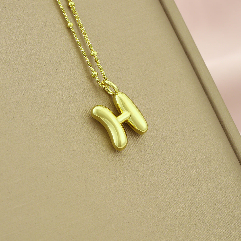 Collar Colgante con Inicial Minimalista para Mujer en Cobre con Acabado Galvanizado Cadena Ajustable para Clavícula